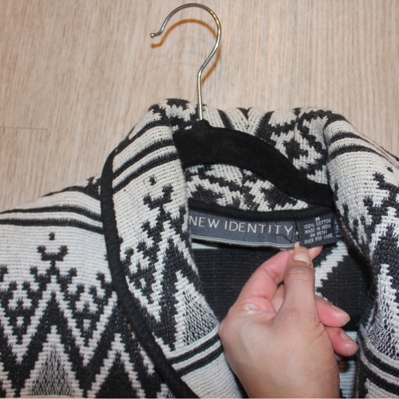 Tribal Patterned Black and White Jacket - Picture 3 of 3